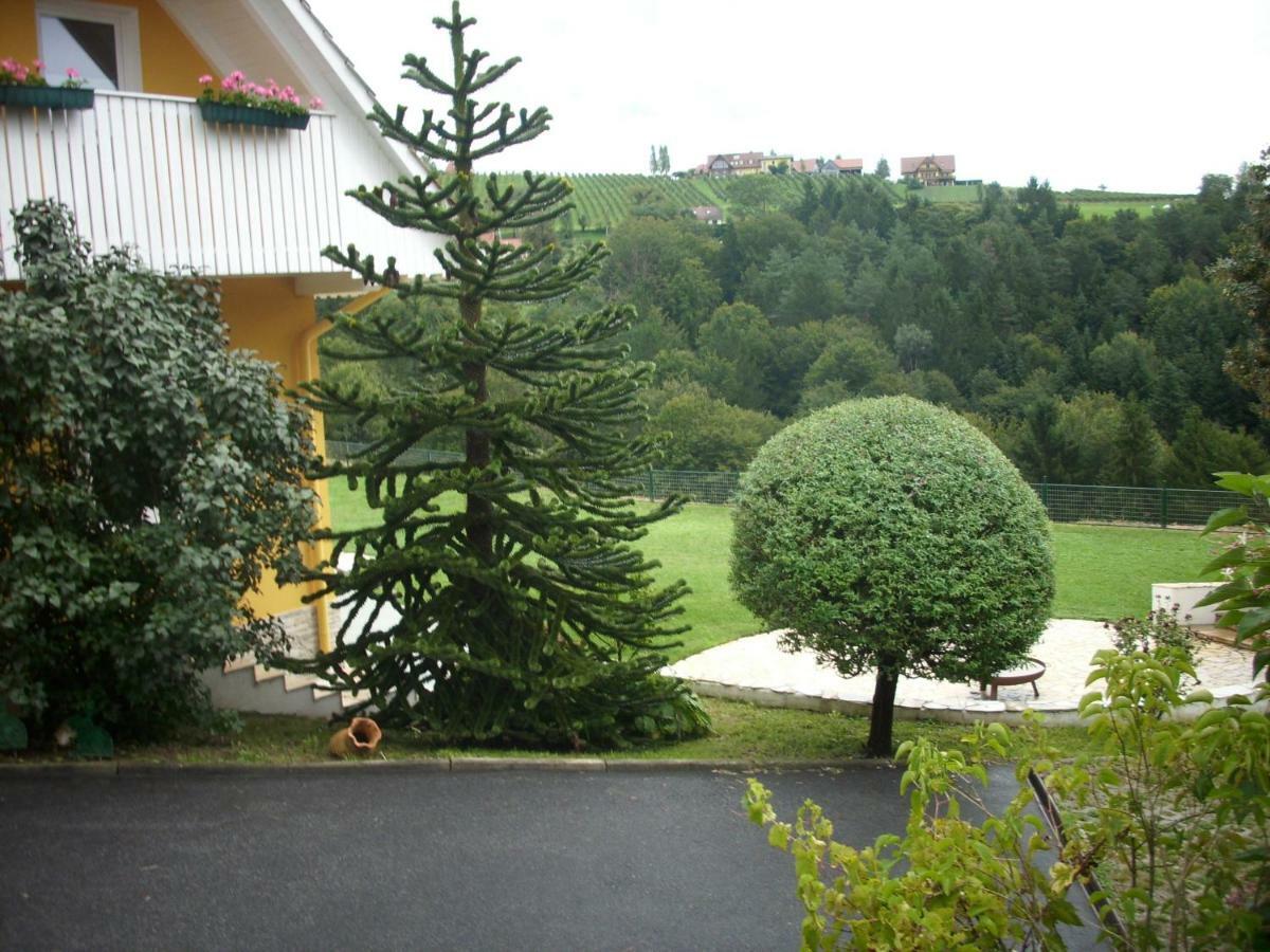 Gaestehaus Maxltoni Kitzeck im Sausal Esterno foto